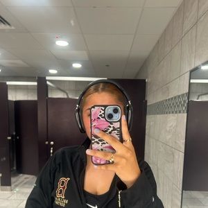 Meet your Posher, Haley